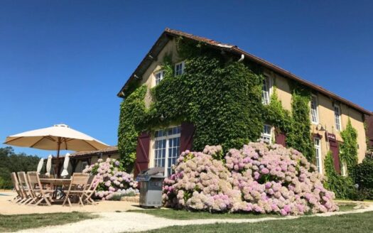 Domaine des Fargues - 12 maisons - 106 couchages - Sainte-Foy-de-Longas | Cosy Places by GAPH